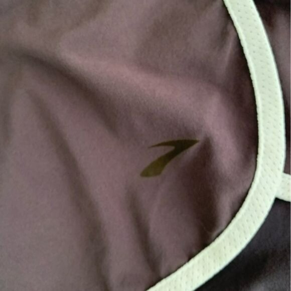 Brooks womens lined running shorts in gray blue and white - Picture 6 of 8